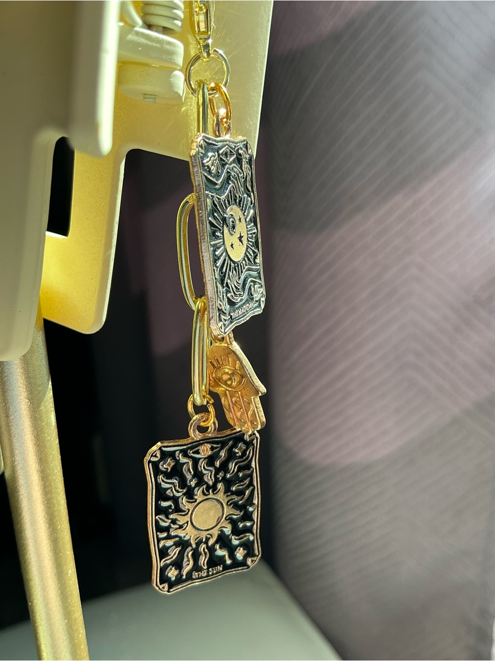 Handmade Charmed Claw Clip - Tarot Cards